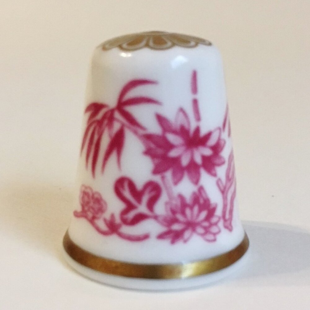 Bamboo Spode Thimble Fine Bone China England Red White Gold Trim Vintage